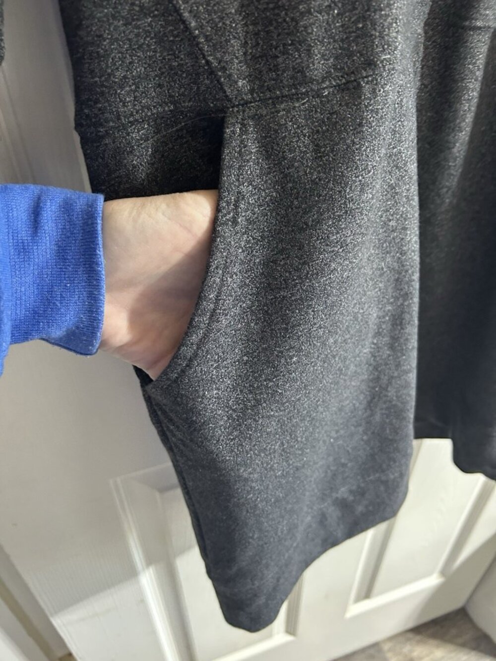 New York & Co Lightweight Sweatshirt Dress Medium Minimal Casual Comfy - Picture 2 of 9